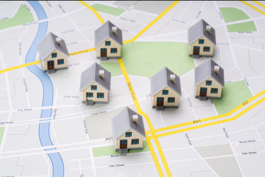 Small house models on map in article : LA Property Development Regulatory Tools