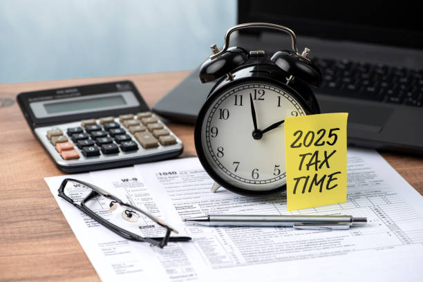 2021 TAX TIME note is on the alarm clock. Tax and business concepts, When Are Property Taxes Due in California? 2025 Deadlines